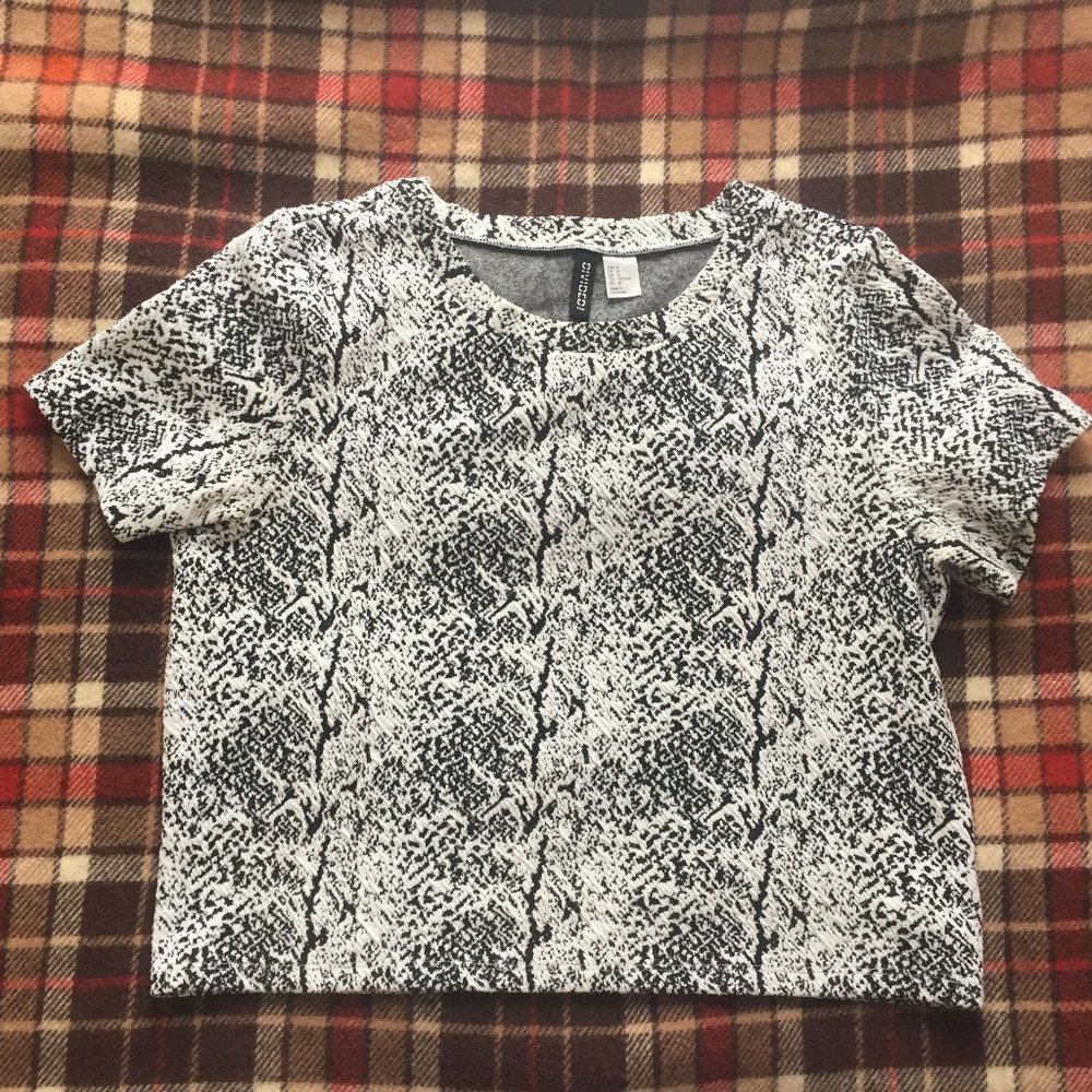 Textured black and white woven snakeskin shirt